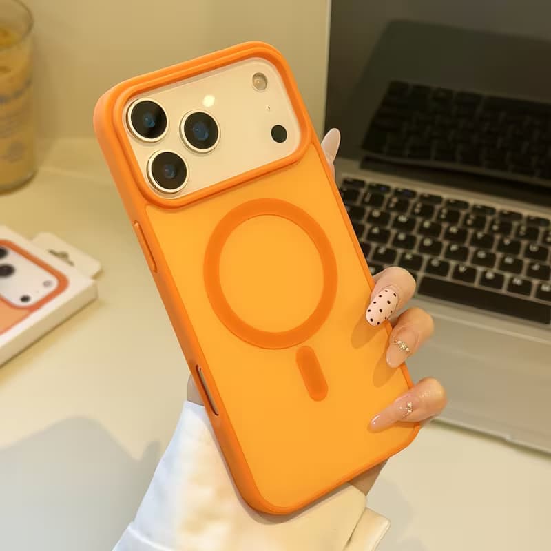 Hard Case with MagSafe for iPhone 17 Pro / 18 Pro Orange